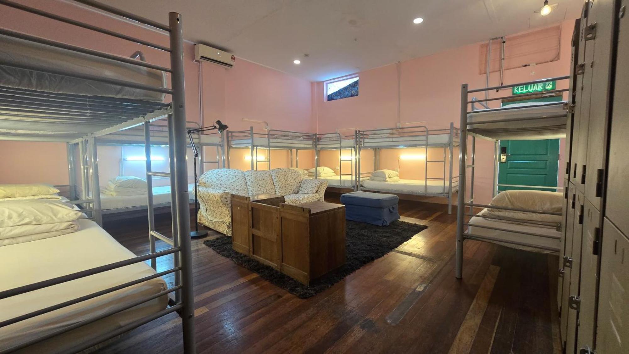 The Manor By Mingle Hostel Куала Лумпур Екстериор снимка