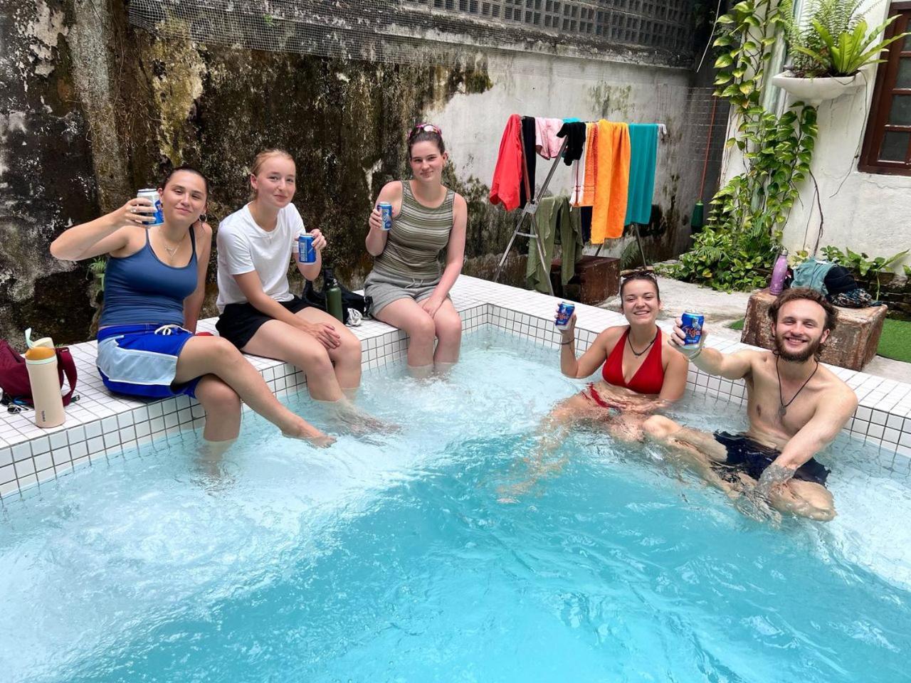 The Manor By Mingle Hostel Куала Лумпур Екстериор снимка
